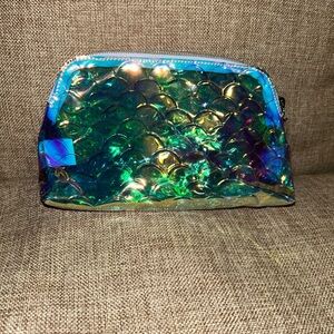 Bath & Body Works Blue and Green Cosmetic Bag